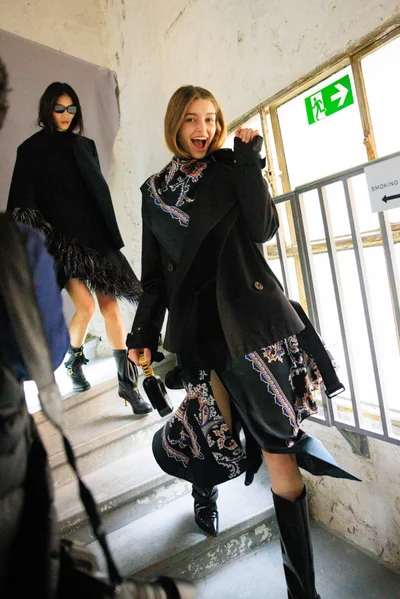 Look 28